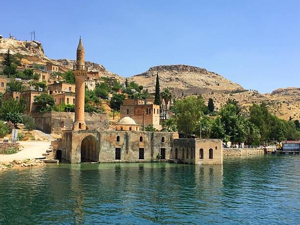 Şanlıurfa'da su geldi, toprak tuzlandı: 13 ilçede kot, drenaj ve sınır hattı